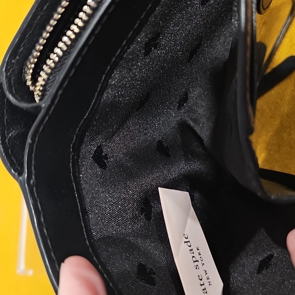 Kate Spade Camerson Black Saffiano Leather Medium Bifold Wallet - Like New - Picture 9 of 10